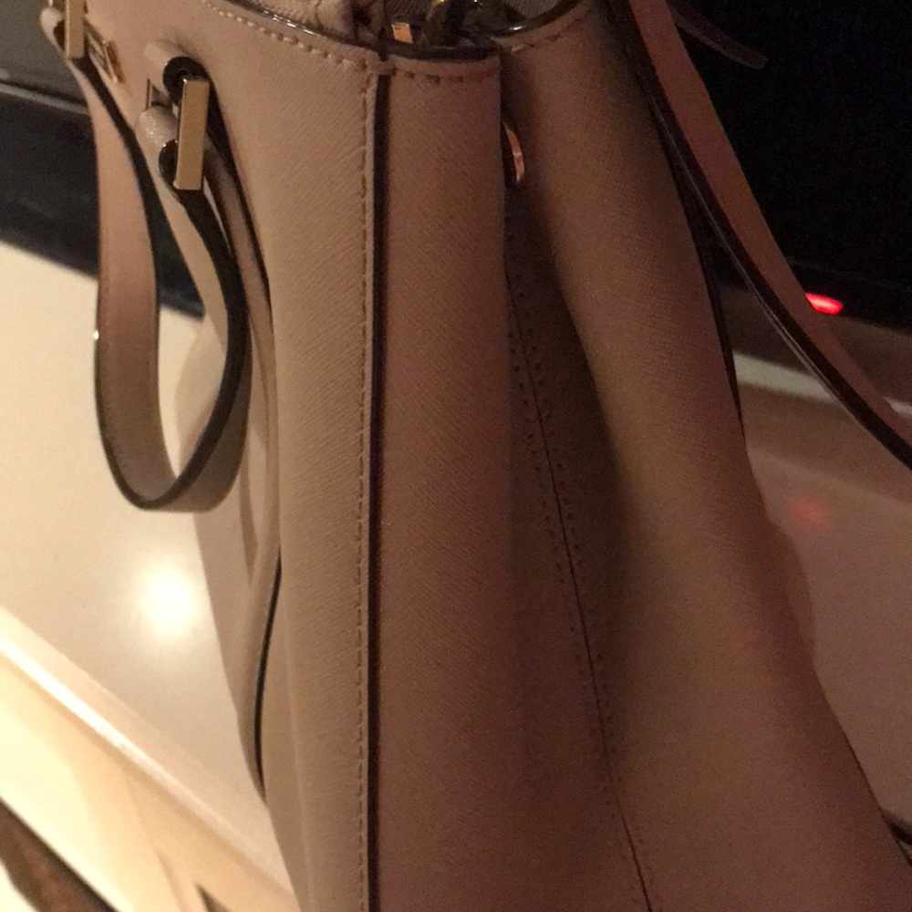 Kate spade bag for sale - Picture 4 of 8